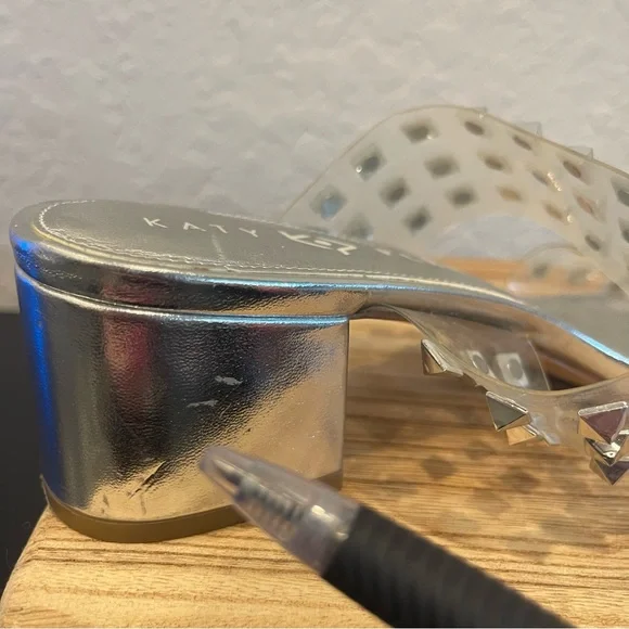 Katy Perry Silver Clear Studded Block Heel Sandals Size: 7.5 Preloved - Picture 7 of 11